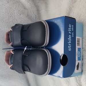 Stride Rite 4w Dark Grey Toddler Shoes